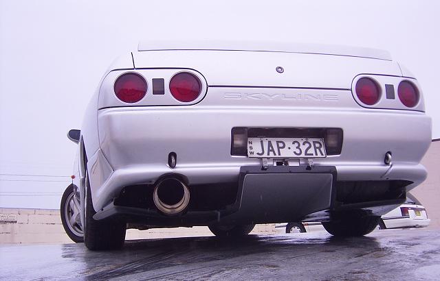 NISSAN R32 GTS-T TOP SECRET STYLE DIFFUSER AND TRUST STYLE REAR PODS