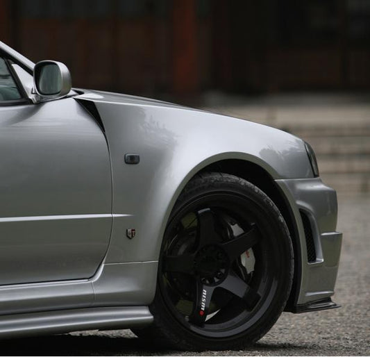 NISSAN BNR34 GTR Z-TUNE STYLE FRONT FENDERS