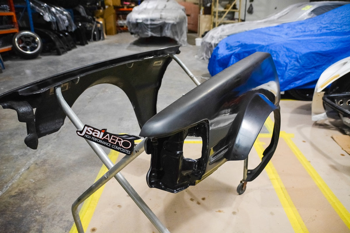 TOYOTA AE86 50MM WIDEBODY OEM FRONT FENDERS